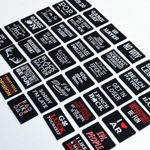 Etichette in Tessuto Ricamate Personalizzate con Lettere Inglesi, Patch <span class=keywords><strong>Tridimensionali</strong></span> Magiche per Badge, Forma Rettangolare - Product Image 3