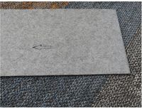 Dalles de moquette commerciales 25*100cm en polypropylène 6-7mm d'épaisseur, non tissées et avec support en PVC, résistantes au feu et lavables