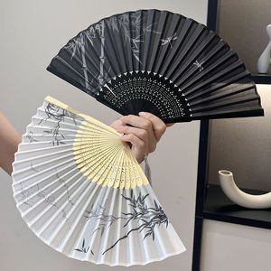 Éventail pliant en <span class=keywords><strong>bambou</strong></span> peint de style chinois ancien pour femmes, idéal pour la danse Hanfu, l'été, les fêtes, les remises de diplômes et les fêtes de pendaison de crémaillère - Product Image 5