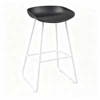 Tabouret de bar haut en métal au design moderne et simple avec pieds antidérapants pour café, pub, bar à domicile, salle à manger