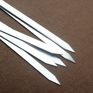 Brochettes de barbecue longue poignée Shish <span class=keywords><strong>Kebab</strong></span> 55cm Barbecue Grill bâtons bois BBQ fourchette acier inoxydable extérieur gril aiguille sacs - Product Image 3