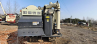 Moissonneuse-batteuse sur chenilles d'occasion FM World 130 CV, moteur diesel, boîte de vitesses, haute productivité pour la récolte des céréales, garantie 1 an