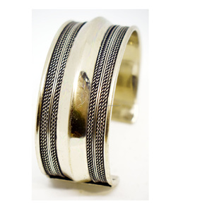 2027 Metal Cuff Turquoise Stone Round Cuff <b>Bracelet</b> High Quality Hammered Craft Metal Jewelry Wide Cuff Bangles - Product Image 1