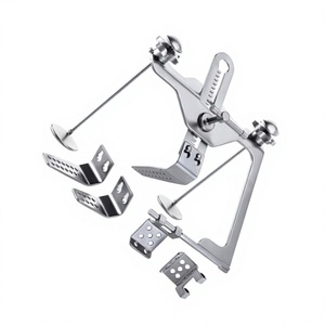 Retractor Torácico Manual para Cirugía Cardíaca Mínimamente Invasiva, Instrumento Quirúrgico para Toracotomía de SurgiRight, Más Vendido - Product Image 1