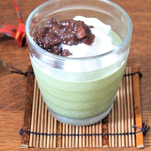 <span class=keywords><strong>Matcha</strong></span> de Pitaya de Grado <span class=keywords><strong>Ceremonial</strong></span>: Reseña y Calificación de Té <span class=keywords><strong>Matcha</strong></span> Premium de Fruta del Dragón. Compre <span class=keywords><strong>Matcha</strong></span> en Polvo Orgánico con Sabor Rosa de Lujo. - Product Image 4