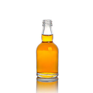 Meilleures bouteilles en verre vides d'alcool de 50ml pour mini-liqueur gin tequila miniatures en vente en gros <span class=keywords><strong>Prix</strong></span> de bouteille de <span class=keywords><strong>rhum</strong></span> avec bouchon à vis - Product Image 4