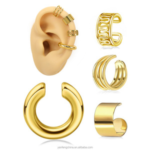 Clip d'oreille tendance en acier inoxydable non-perçant, plaqué or, hypoallergénique, fausse <span class=keywords><strong>piercing</strong></span> en forme de C, manchette d'oreille pour cartilage, boucle d'oreille enveloppante - Product Image 1