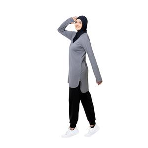 Vêtements de sport modestes musulmans haut de gamme personnalisés pour femmes - Sweat-shirts et pantalons légers, respirants, à séchage rapide en polyester/coton - Product Image 5