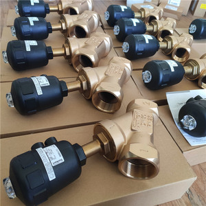 วาล์วปรับมุมแบบนิวแมติก Burkert 2000 รุ่น G11/2 นิ้ว 2/2 Dn40 PTFE สำหรับแก๊สและของเหลว - Product Image 2