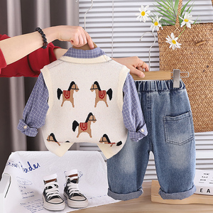Ensembles de Vêtements Décontractés pour Garçons : Gilet à Boutons, Chemise Imprimée à Manches Longues et Pantalon à Motifs de Dessins Animés – Vente en Gros, Modèle Populaire de Créateur - Product Image 4
