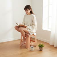 Chaise carrée en plastique minimaliste moderne, lignes épurées, disponible en plus de 10 couleurs, impression de logo personnalisée