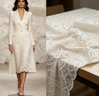 Tissu en dentelle tissée blanche avec broderie de sequins et nœuds épais pour vêtements de mariage européens/américains et du Moyen-Orient