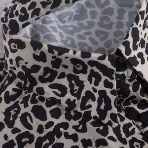 Nouveau col décoratif pour sweat à capuche femme, style coréen, imprimé léopard, polyvalent et tendance, USA Mairun Casual - Product Image 3