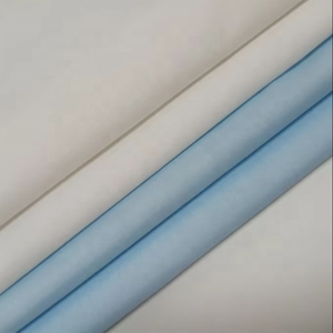 Tissu de poche en slub TC65/35 45x45 110x76 90-115GSM 65% Polyester 35% Coton pour chemises scolaires pour filles - Anti-bactérien et respirant - Product Image 5