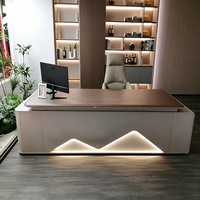 Table de bureau exécutive en forme de L moderne, bureau modulaire, mobilier de bureau commercial de luxe pour les espaces de coworking