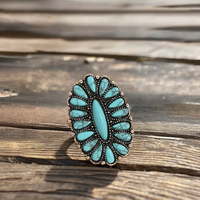 Bague Vintage Western Turquoise Emily's Manchette Concho Réglable avec Squash Blossom Style Bohème pour Mariage ou Cadeau