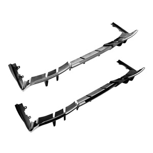 Protector de Parachoques Trasero para BMW I3, Textura de Fibra de Carbono, Negro Piano, Instalación con Cinta Adhesiva de Doble Cara, 2022+ - Product Image 1