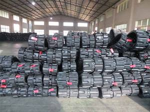 Offre Spéciale pour Bobcat petite <span class=keywords><strong>Mini</strong></span> pelle pièces de train d'atterrissage chenilles en caoutchouc moissonneuse-batteuse chenille en caoutchouc pour Kubota - Product Image 6