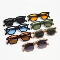 4795 Nouvelles Lunettes de Soleil Décoratives à Rivets Irréguliers pour Femmes, Lunettes de Soleil Tendance Transfrontalières