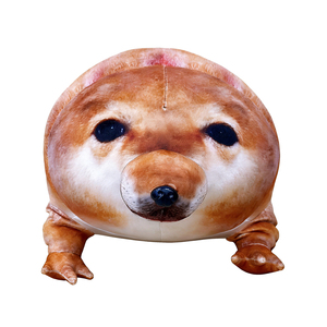 Coussin en peluche Meme 'What the Dog Doing' Viral, Coussin en peluche Chien 'My Knife and Shield', Coussin en peluche Meme Amusant - Product Image 2