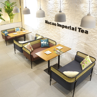 Ensemble table et chaises durables pour café, restaurant, design moderne, pour salon de thé, pâtisserie, banquette, canapé, chaise