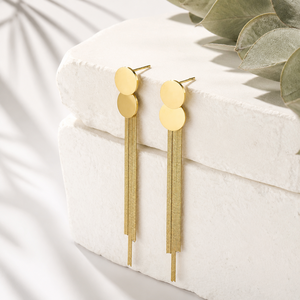 ต่างหูแบบห้อยพู่ทรงกลม สแตนเลสสตีล ชุบทอง 14K แบบสุญญากาศ ต่างหูแบบโซ่แบนยาว 75 มม. - Product Image 1