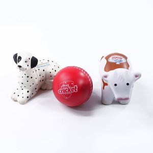 Nouveauté : Boule anti-stress en PU de haute qualité avec logo personnalisé, motif vache laitière, jouet promotionnel - Product Image 3