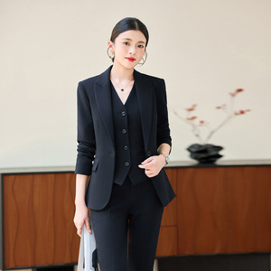 Women's Gray Three-Piece Suit Set With Vest And Blazer Full Sleeve Autumn Office Lady Workwear Anti-Wrinkle Polyester Worsted - Product Image 2