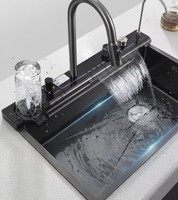 Évier de cuisine encastré intelligent 304 en acier inoxydable nano nid d'abeille à cascade, pour maison moderne et hôtel, garantie 5 ans, OEM ODM