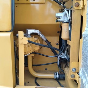 Excavatrice sur chenilles Caterpillar 307D d'occasion de haute qualité, 7 tonnes, Cat307D, équipée de pneus en caoutchouc, à vendre à bas prix - Product Image 6