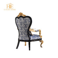 Fauteuil de salon classique en tissu capitonné confortable avec dossier rembourré, housse amovible, rangement et structure en bois pour salon et chambre à coucher