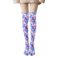 Chaussettes Anime YS-CX37 Nouveauté Tendance – Chaussettes Montantes Respirantes à Imprimé Numérique 3D Motif Dessin Animé Japonais Amusant – Tricotées pour un Confort Optimal