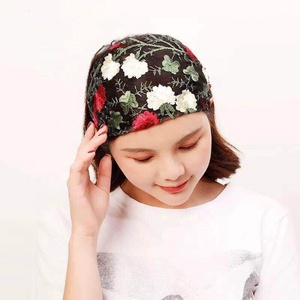 Nouveaux bandeaux en dentelle florale pour femmes, rétro, triangle, creux, foulard, chapeau, voyage, bandeau à fleurs de pivoine, accessoires pour cheveux - Product Image 2