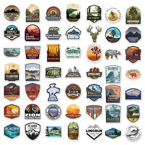 Paquete de 50 Pegatinas Retro de Parques Nacionales de EE. UU., Vinilo Impermeable, Calcomanías Vintage de Aventura al Aire Libre para Botellas de Agua y Computadoras Portátiles - Product Image 5