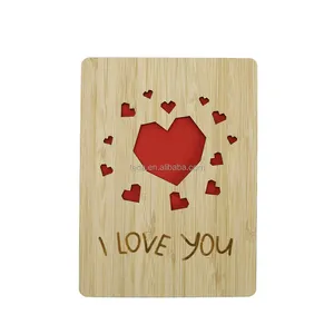 Hk03 हृदय आकार लाल लिफाफे लेजर कट वैलेंटाइन डे सजावट बांस ग्रीटिंग कार्ड