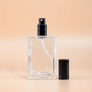 O mais novo estilo fábrica fornece diretamente garrafas de perfume spray de alta qualidade com logotipo personalizado