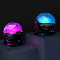 Projecteur de nuit d'étoiles à projection dynamique en plusieurs couleurs pour enfants et adultes Chambre à coucher Projecteur Aurora pour décoration intérieure/relaxation