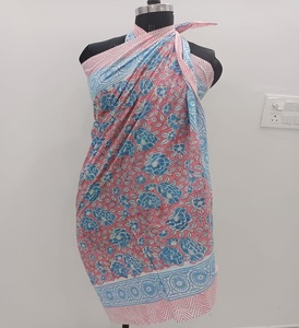 Pareo de Algodón Rosa Caramelo y Azul Cielo, Hecho a Mano en India, Estilo Boho, con Estampado Floral, Secado Rápido, Transpirable, Talla Grande - Product Image 1
