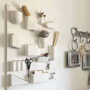 Estante de Pared para Sala de Estar, Estilo Nórdico Moderno, Estante Metálico de Lujo para el Hogar, Almacenamiento de Libros, Estantes Flotantes de Madera y Plástico - Product Image 6