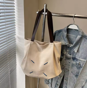 Bolso de mano personalizado de lona de algodón orgánico, detalles bordados con cremallera, asa ecológica, bolso de hombro moderno, bolso de compras - Product Image 5