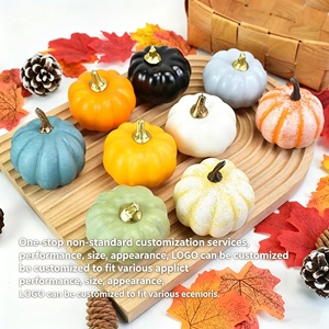 2026 Accessoires de décoration d'Halloween : Mini-modèles de citrouilles simulées en mousse, Légumes - Product Image 4