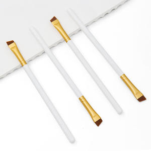 Teinture à lèvres Brosse plate pour <span class=keywords><strong>sourcils</strong></span> Qualité supérieure Manche blanc Ultra fin Cheveux parfaits Coupe parfaite Brosse à maquillage unique Brosse plate pour anticernes - Product Image 4