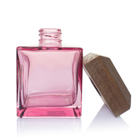 Ensemble de flacons diffuseurs carrés en verre rose de 50 ml, 100 ml, 150 ml, 200 ml avec couvercle en bois pour parfum d'intérieur