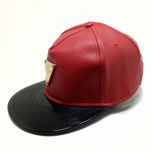 OEM biểu tượng tùy chỉnh 3D thêu 5-panel <span class=keywords><strong>PU</strong></span> da <span class=keywords><strong>Snapback</strong></span> mũ và mũ phổ biến sử dụng ngoài trời với huy hiệu kim loại Hot Bán - Product Image 2