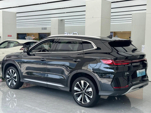 BYD Song avec version EV Luxe (520KM) et modèle phare (605KM) équipés d'une batterie lithium nouvelle génération pour véhicules à énergie nouvelle - Product Image 6