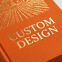 Caja de Regalo Magnética Rígida con Inserto para Botella, Estilo Libro, con Cubierta de Lino y Papel con Logotipo Personalizado en Dorado, para Vino o Whisky