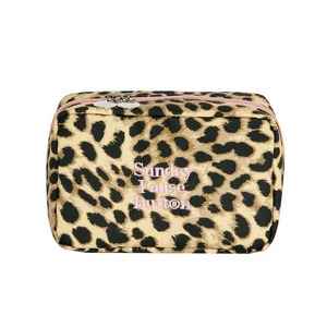 Sac de maquillage léopard personnalisé avec logo, vente en gros, sac cosmétique de voyage tendance, trousse de toilette portable grande capacité, fabricant - Product Image 1