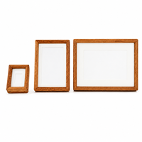 Cadre photo créatif en teck massif personnalisé avec passe-partout, fait main, durable et écologique pour la décoration intérieure