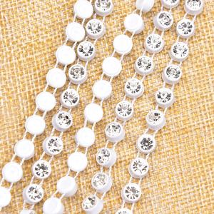 2.5-5mm 단일 행 라인 석 메쉬 화이트 블랙 플라스틱베이스 유리 크리스탈 레이스 트리밍 - Product Image 5