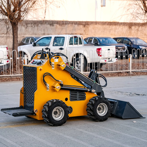 Yên tĩnh Mini Skid Steer loader hoạt động trong khu dân cư mà không xáo trộn - Product Image 3